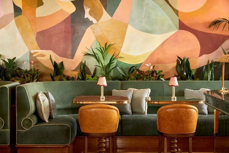 رنگ لوستر کافی شاپ