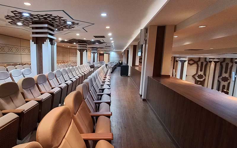 لوستر مناسب سالن اجتماعات