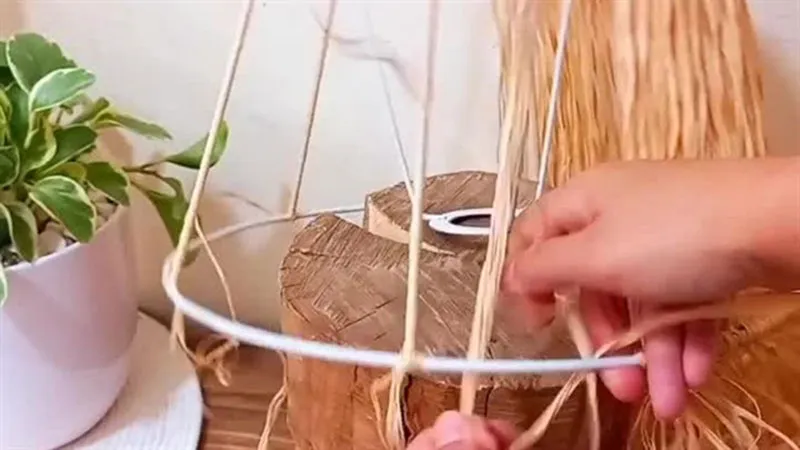 لوستر مکرومه و روشنایی مناسب